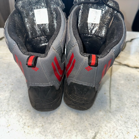 Columbia Big Kids’ Bugaboot™ Plus IV Omni-Heat™ Boot - Picture 4 of 5